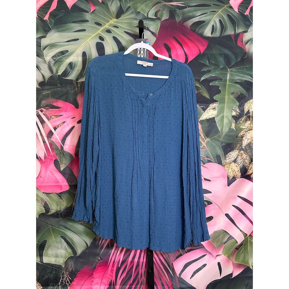 Loft size 20 blue long sleeve blouse